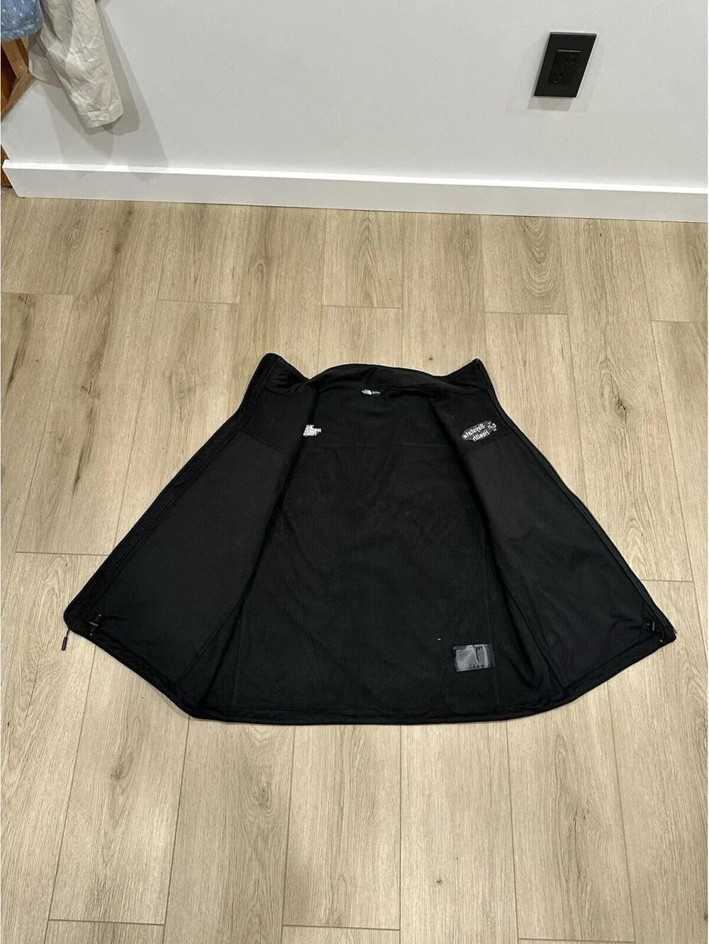 NWT North Face Mens Vest XL Black Ridgewall Soft Shell Fleece Lined Wind Wall